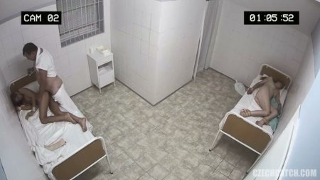 Камера сняла изнасилование в психушке