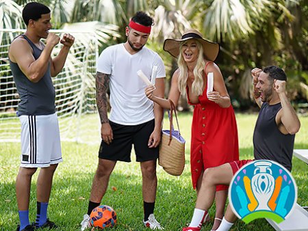 Накончал маме товарища в раздолбанную жопу